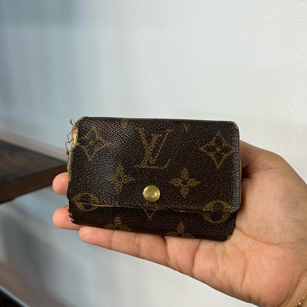 Louis Vuitton keypouch